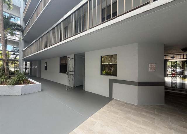 Property at 12209 SW 14th Ln #1101, Miami, FL 33184, 2 beds, 2 baths