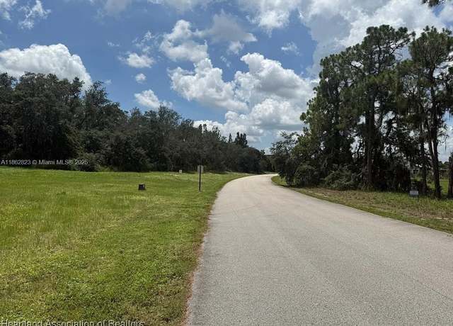 Property at 5056 Lake Regency Dr, Sebring, FL 33875
