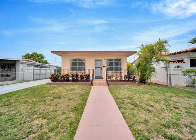Property at 334 W 12th St, Hialeah, FL 33010, 2 beds, 2 baths