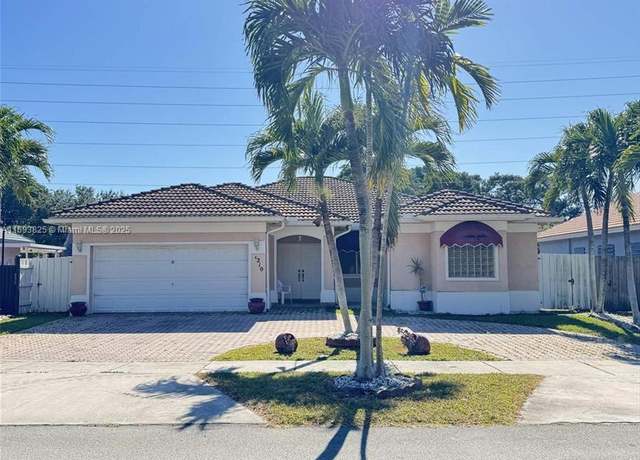 Property at 1210 SE 7th Ct, Homestead, FL 33033, 3 beds, 2 baths