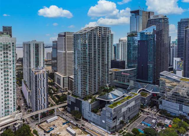 Property at 68 SE 6th St #2803, Miami, FL 33131, 3 beds, 3.5 baths