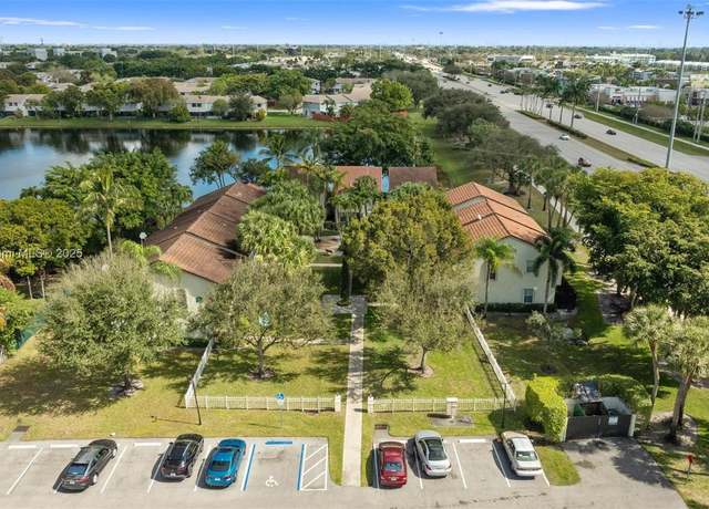 Property at 121 NW 108th Ave Unit 644U, Pembroke Pines, FL 33026, 1 bed, 1 bath