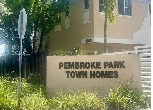 Property at 3928 SW 52nd Ave Unit F3, Pembroke Park, FL 33023, 2 beds, 2.5 baths