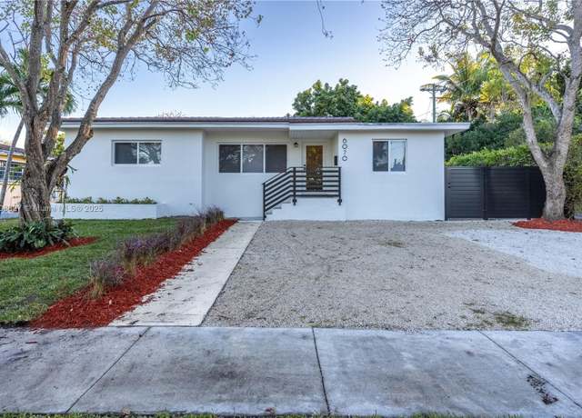 Property at 6070 SW 42nd St, Miami, FL 33155, 3 beds, 2.5 baths