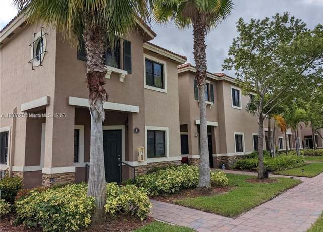 Property at 22411 SW 88th Pl Unit 9-26, Cutler Bay, FL 33190, 3 beds, 2.5 baths
