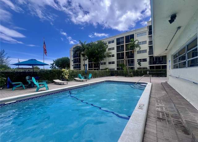 Property at 220 SW 9th Ave #209, Hallandale Beach, FL 33009, 1 bed, 1.5 baths
