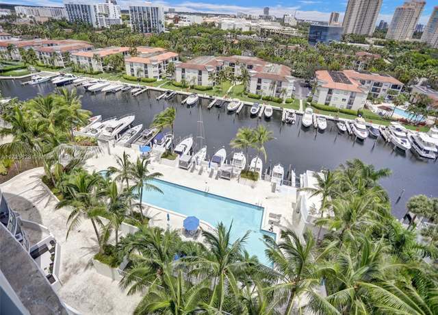 Property at 3029 NE 188th St #1024, Aventura, FL 33180, 1 bed, 2 baths