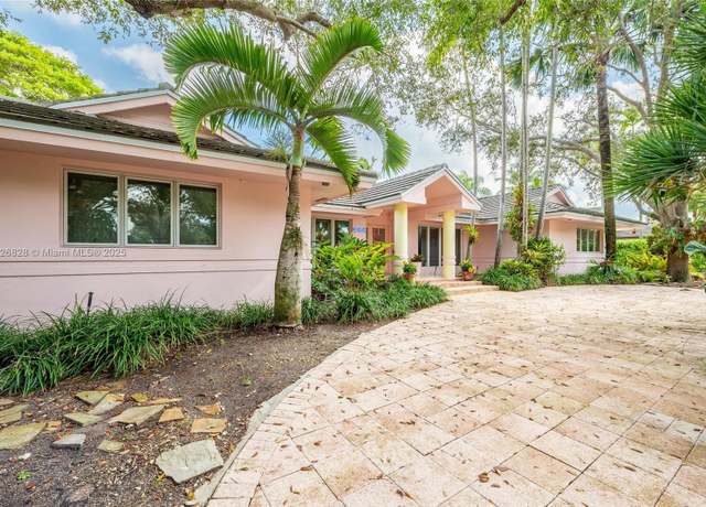 Property at 12845 SW 107th Ct, Miami, FL 33176, 4 beds, 3 baths