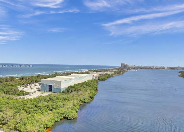 Property at 300 Bayview Dr Ph 10, Sunny Isles Beach, FL 33160, 2 beds, 2 baths