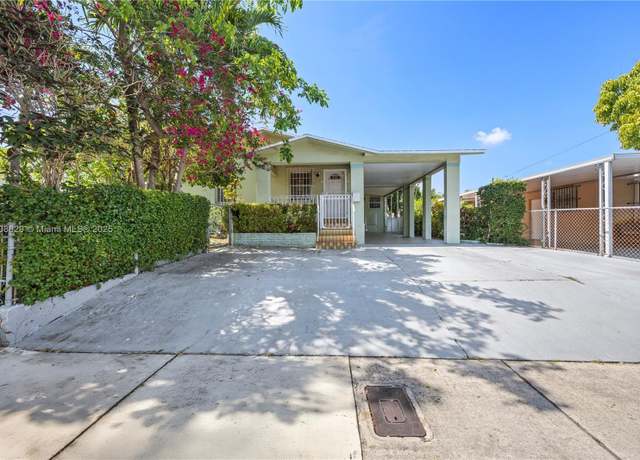 Property at 5762 SW 2nd St, Miami, FL 33144, 4 beds, 3.5 baths