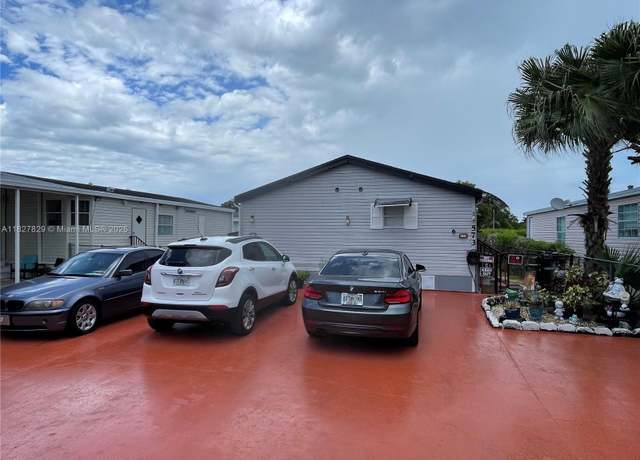 Property at 19800 SW 180th Ave Unit 573, Miami, FL 33187, 3 beds, 2 baths