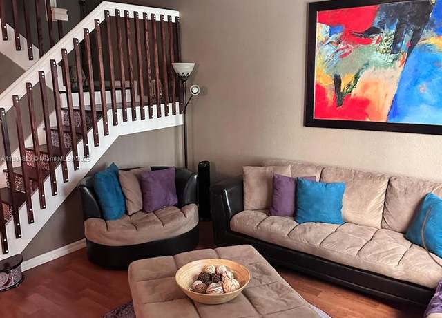 Property at 10828 SW 243rd St, Homestead, FL 33032, 4 beds, 2.5 baths
