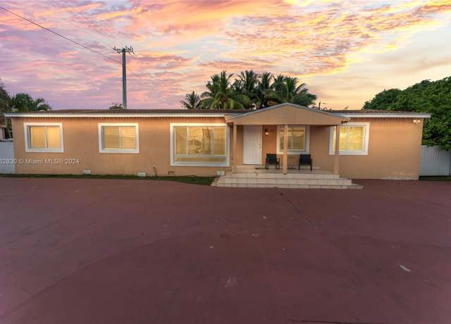 Property at 10 W 53rd Ter, Hialeah, FL 33012, 4 beds, 3 baths