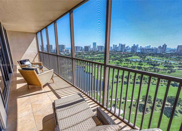 Property at 20379 W Country Club Dr Ph -36, Aventura, FL 33180, 2 beds, 2 baths