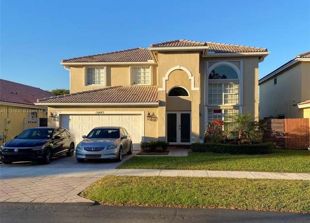 Property at 16445 SW 100th Ter, Miami, FL 33196, 5 beds, 3 baths