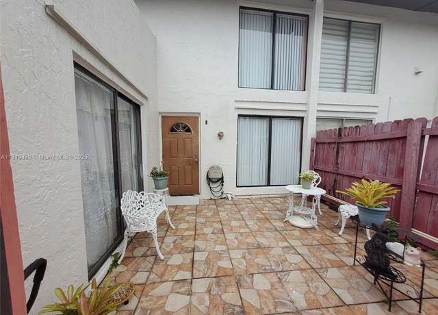 Property at 11389 SW 65th St, Miami, FL 33173, 3 beds, 2 baths