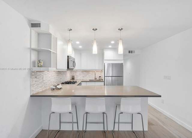 Property at 405 N Hibiscus Dr #202, Miami Beach, FL 33139, 1 bed, 1 bath