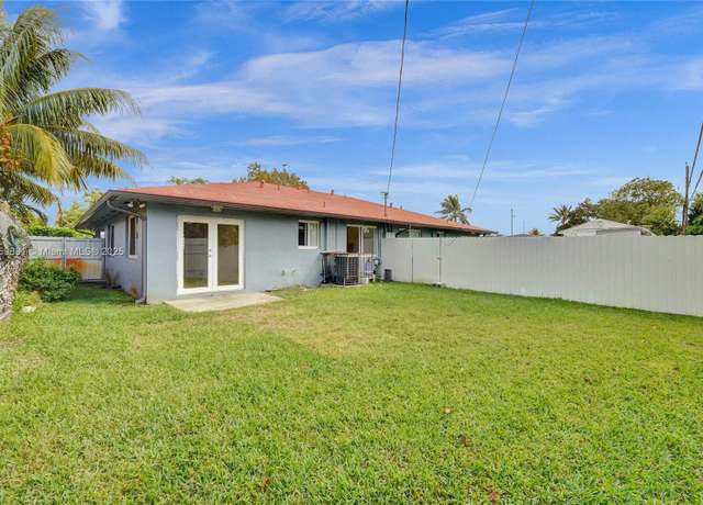 Property at 1154 NW 103rd St, Miami, FL 33150, 18 beds, 12 baths