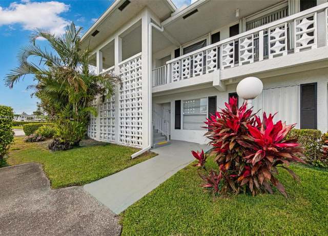 Property at 2721 SW 13th St #201, Delray Beach, FL 33445, 2 beds, 2 baths