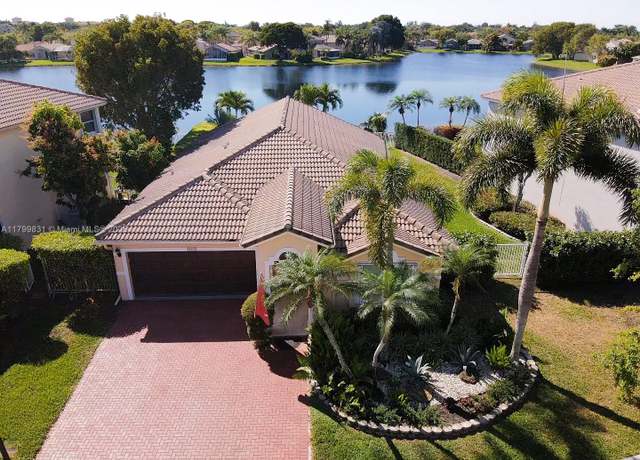 Property at 16514 Ruby Lk, Weston, FL 33331, 3 beds, 2 baths