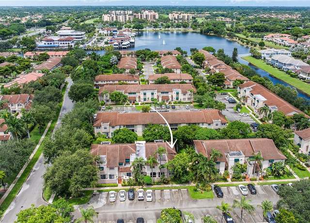 Property at 6603 Via Regina #50, Boca Raton, FL 33433, 3 beds, 2.5 baths