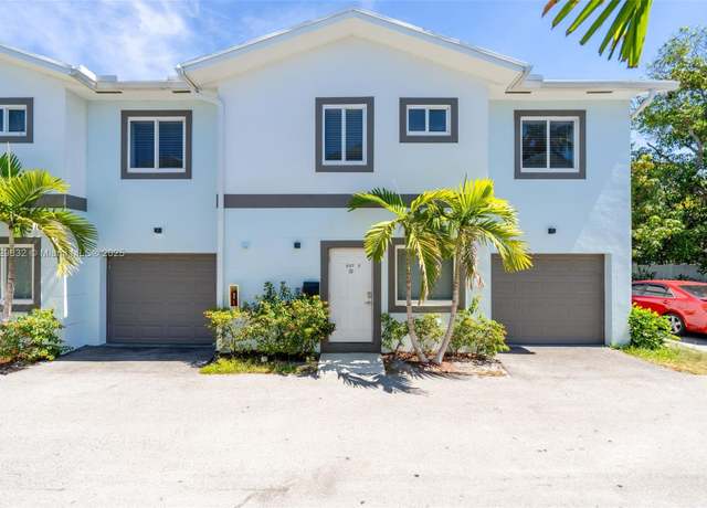 Property at 507 NW 8th Ave  #2, Fort Lauderdale, FL 33311, 3 beds, 2.5 baths