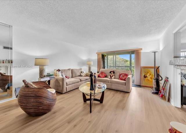Property at 500 SW 130th Ter Unit 407A, Pembroke Pines, FL 33027, 2 beds, 2 baths
