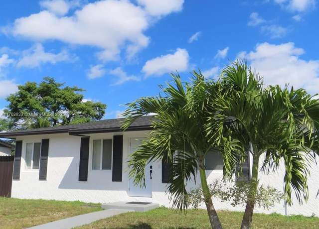 Property at 95 SW 17th Ter, Homestead, FL 33030, 3 beds, 2 baths