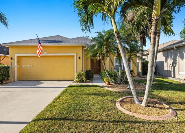 Property at 9723 Gladiolus Bulb Loop, Fort Myers, FL 33908, 3 beds, 2 baths