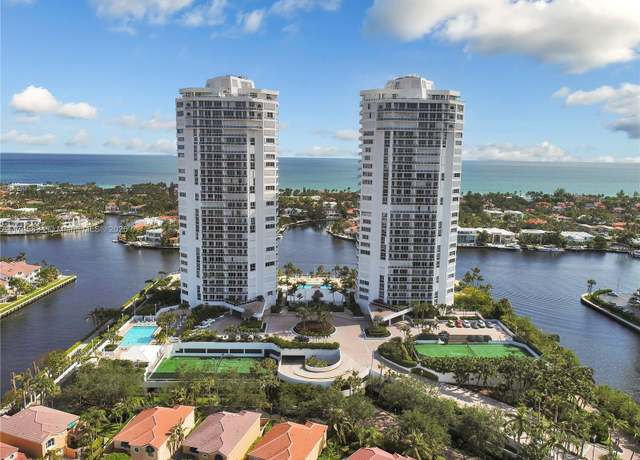 Property at 3801 NE 207th St #704, Aventura, FL 33180, 2 beds, 2.5 baths