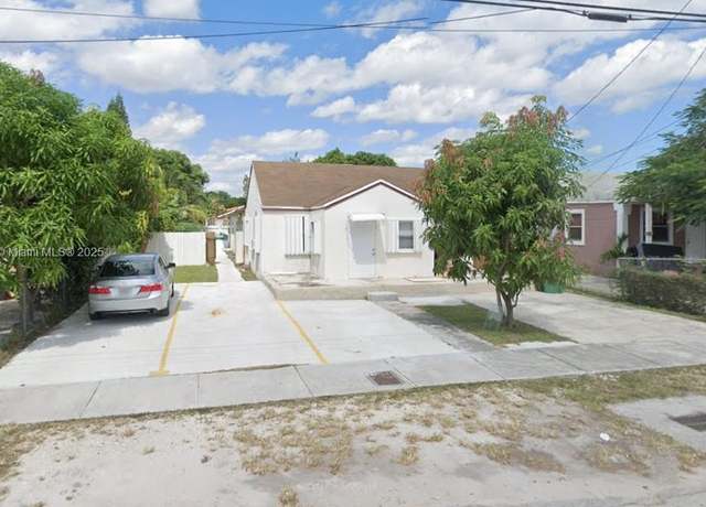 Property at 829 NW 113th St, Miami, FL 33168, 7 beds, 3 baths