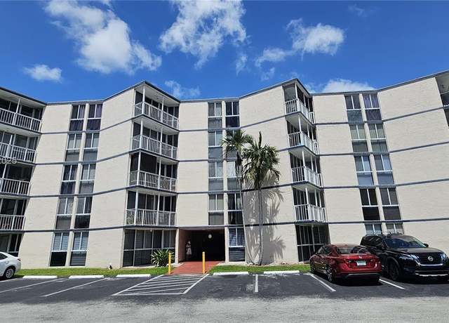 Property at 7075 NW 186th St Unit C101, Hialeah, FL 33015, 1 bed, 1 bath