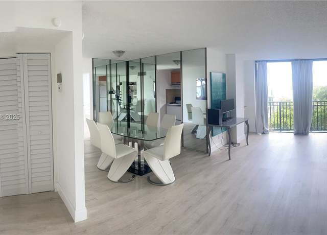 Property at 17021 N Bay Rd #603, Sunny Isles Beach, FL 33160, 2 beds, 2 baths