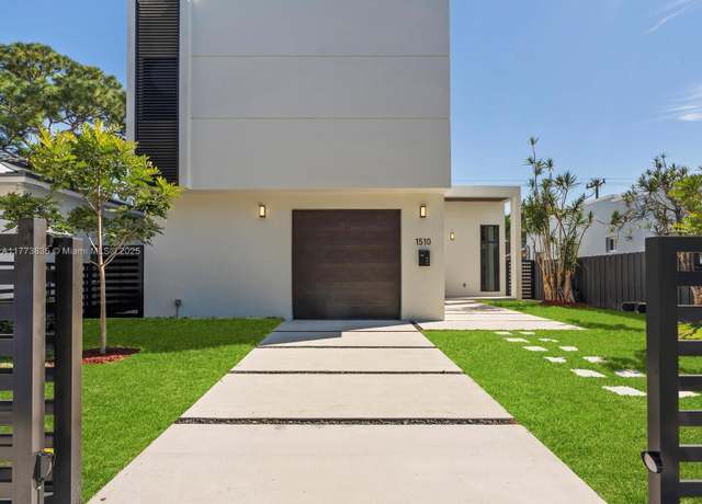 Property at 1510 SW 15th St, Miami, FL 33145, 4 beds, 3.5 baths