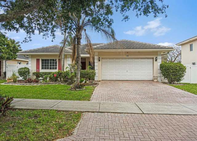 Property at 300 NW 17th Ave, Pompano Beach, FL 33069, 4 beds, 2 baths