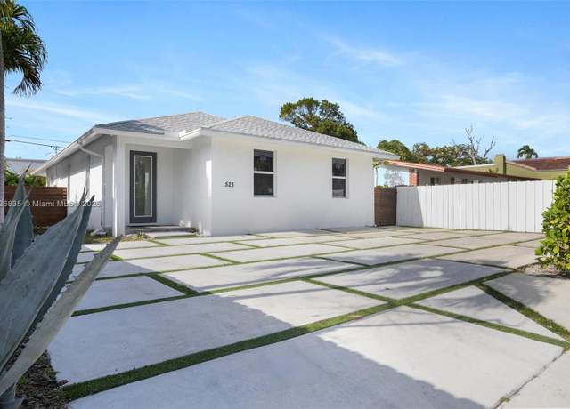 Property at 525 El Prado, West Palm Beach, FL 33405, 4 beds, 2 baths
