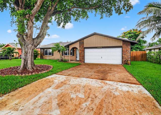 Property at 6858 S Congress Ave, Lake Worth, FL 33462, 3 beds, 2 baths