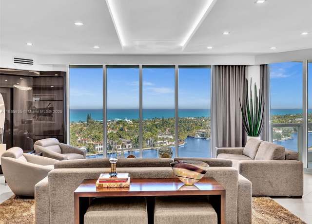 Property at 21200 Point Pl #1503, Aventura, FL 33180, 3 beds, 3.5 baths