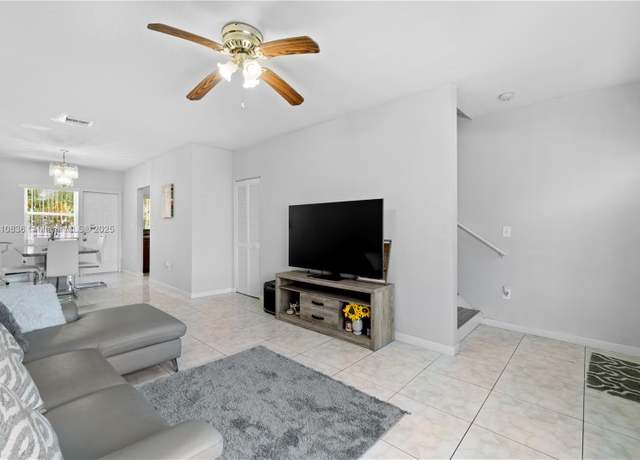 Property at 422 NW 84th St #422, Miami, FL 33150, 2 beds, 1 bath