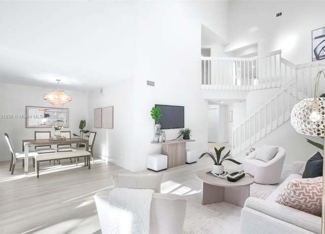 Property at 7829 La Mirada Dr, Boca Raton, FL 33433, 3 beds, 2.5 baths