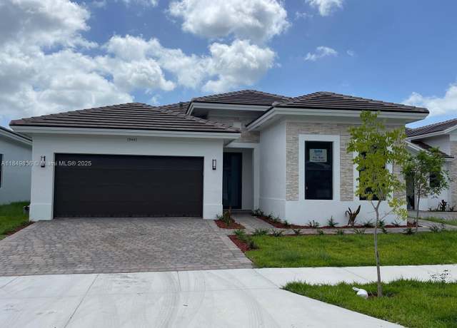 Property at 19447 SW 124th Ct, Miami, FL 33177, 4 beds, 3.5 baths