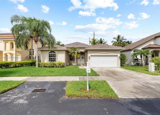 Property at 2630 Dunwoodie Pl, Homestead, FL 33035, 4 beds, 3 baths