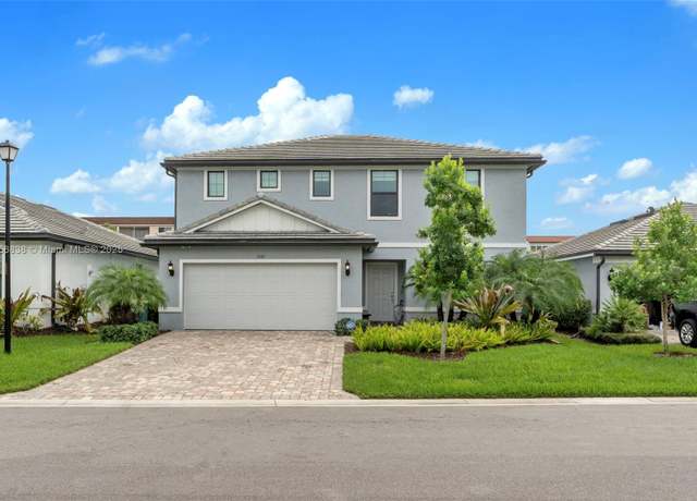 Property at 3142 Poinciana St, Lauderdale Lakes, FL 33311, 4 beds, 2.5 baths