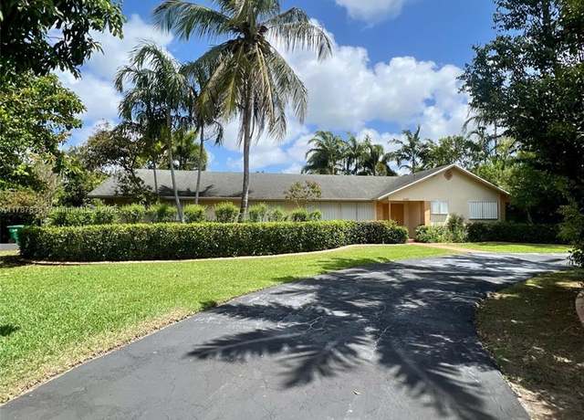 Property at 18485 SW 267th St, Homestead, FL 33031, 4 beds, 2 baths