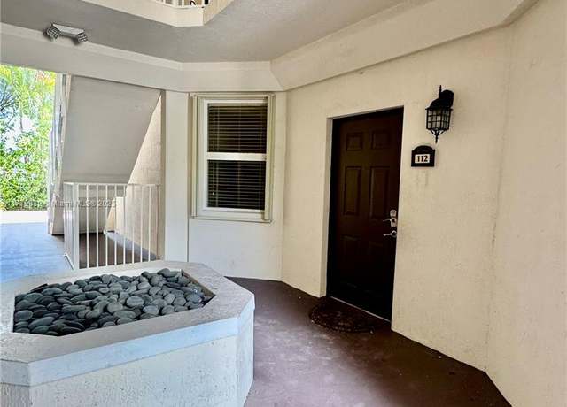 Property at 11503 NW 89th St #112, Doral, FL 33178, 3 beds, 2 baths