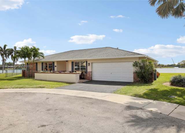 Property at 1840 NW 40th Ct, Oakland Park, FL 33309, 3 beds, 2 baths