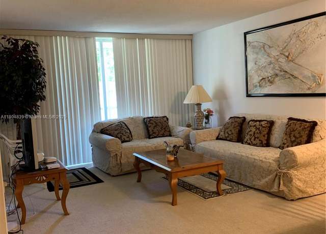 Property at 1700 NE 191 St #101, Miami, FL 33179, 1 bed, 1 bath