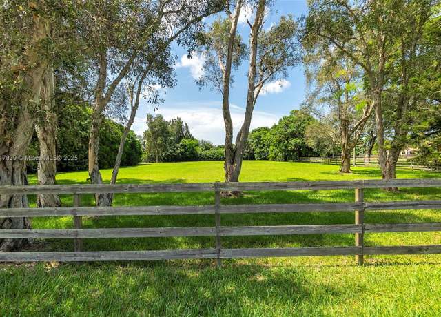 Property at 11319 NW 4th St, Plantation, FL 33325
