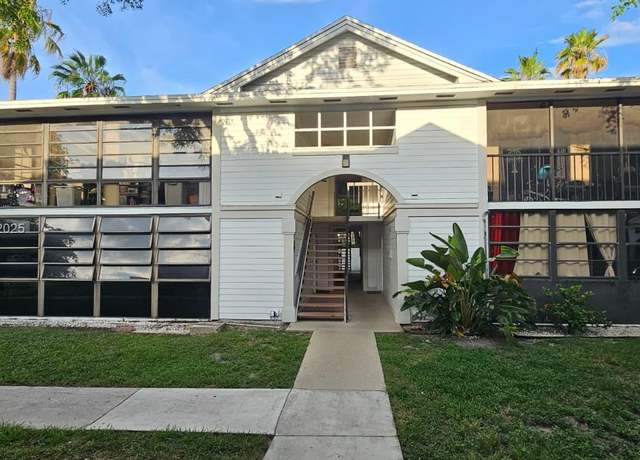 Property at 18965 NW 62nd Ave #202, Hialeah, FL 33015, 2 beds, 2 baths