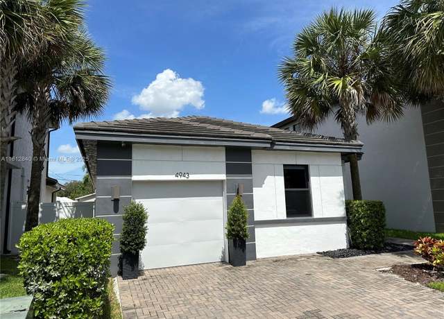 Property at 4943 Whispering Way, Dania Beach, FL 33312, 3 beds, 2.5 baths